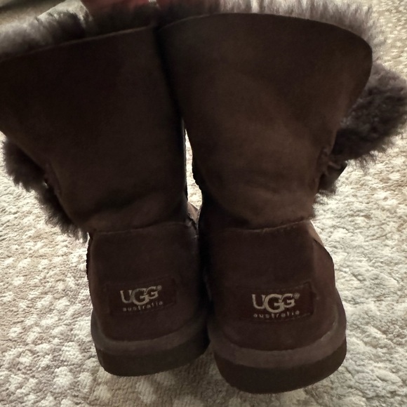 UGG Shoes - Brown Bailey UGG Boots